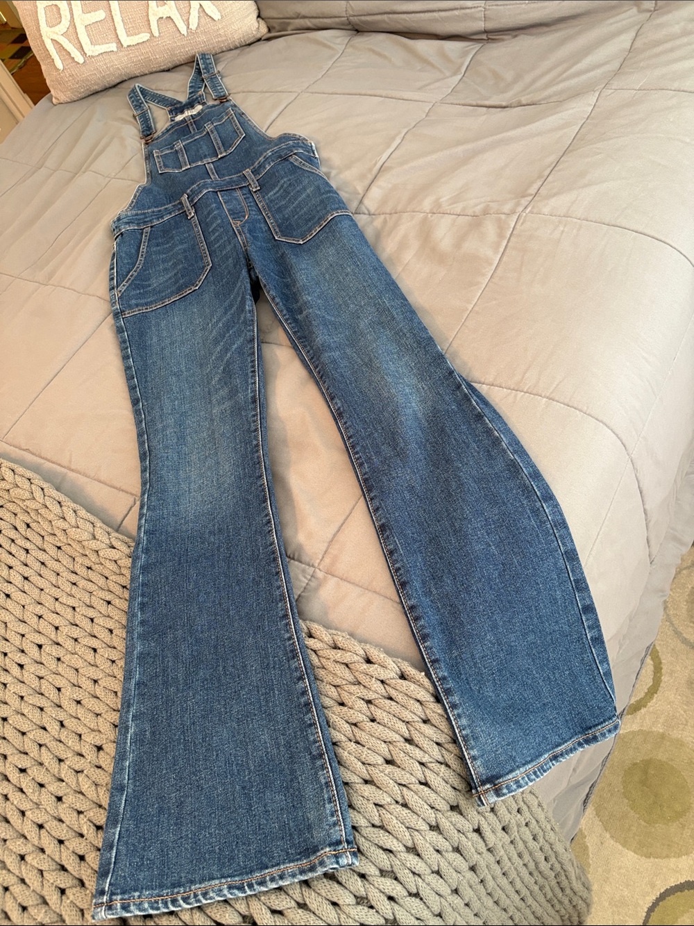 New Denim Flare Overalls Medium Wash Old Navy 2 Jumpsuit Dungarees Boho Retro XS - Picture 3 of 11